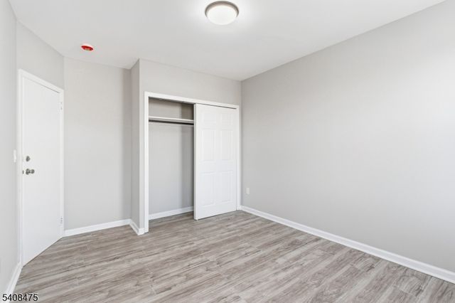 242 Midland Ave, Kearny Town, NJ 07032