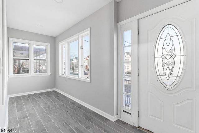 242 Midland Ave, Kearny Town, NJ 07032