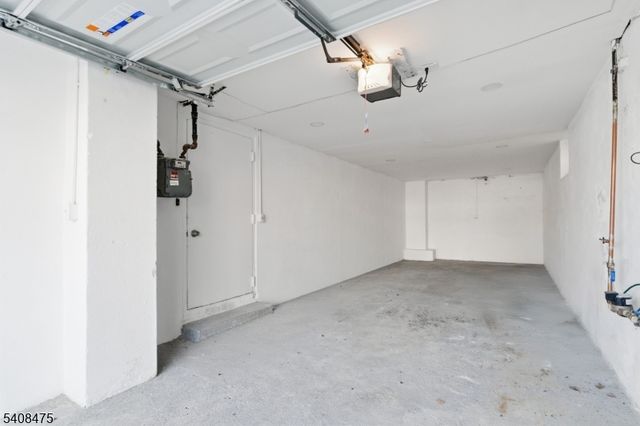 242 Midland Ave, Kearny Town, NJ 07032