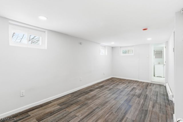 242 Midland Ave, Kearny Town, NJ 07032