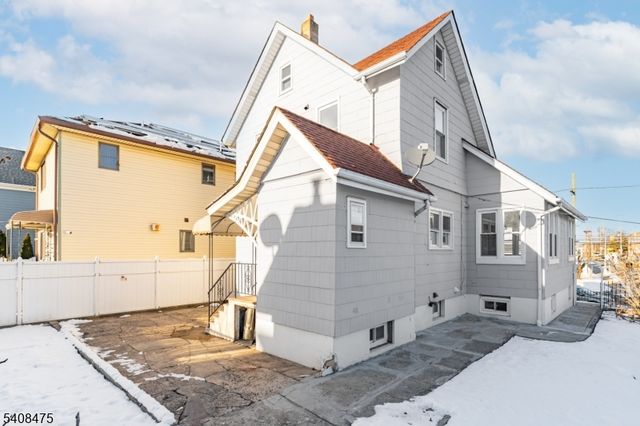 242 Midland Ave, Kearny Town, NJ 07032