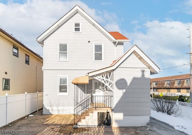 242 Midland Ave, Kearny Town, NJ 07032