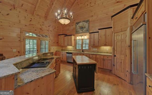 278 Holly Hill Drive, Blairsville, GA 30512