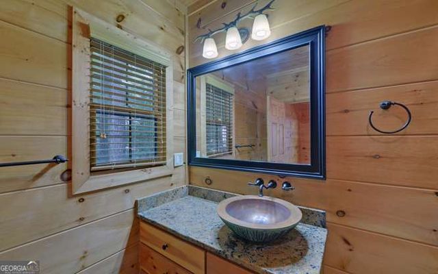 278 Holly Hill Drive, Blairsville, GA 30512