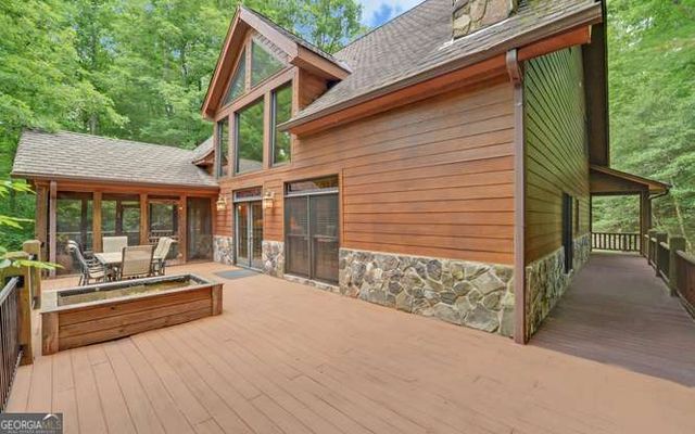 278 Holly Hill Drive, Blairsville, GA 30512