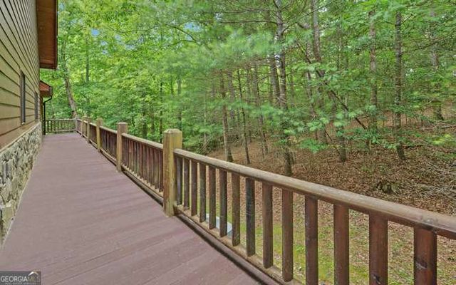 278 Holly Hill Drive, Blairsville, GA 30512