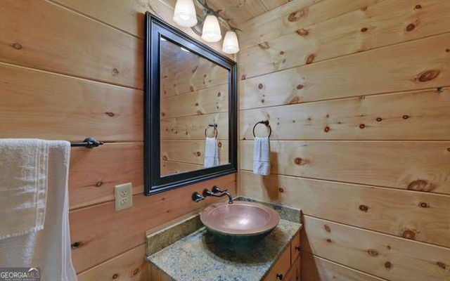 278 Holly Hill Drive, Blairsville, GA 30512