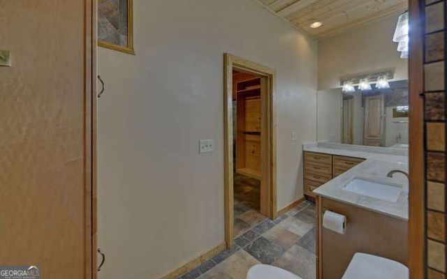 278 Holly Hill Drive, Blairsville, GA 30512