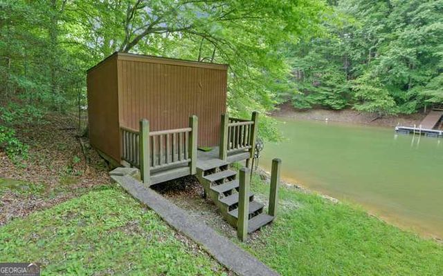 278 Holly Hill Drive, Blairsville, GA 30512