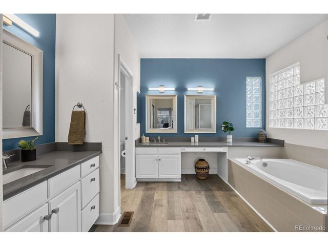 9647 E Arbor Pl, Englewood, CO 80111