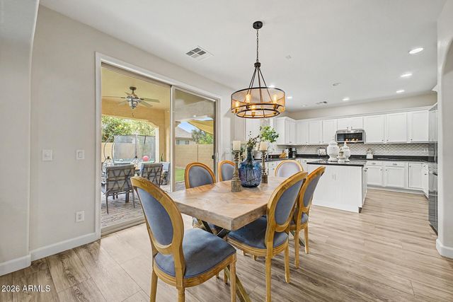 1577 W SWAN Place, Chandler, AZ 85286