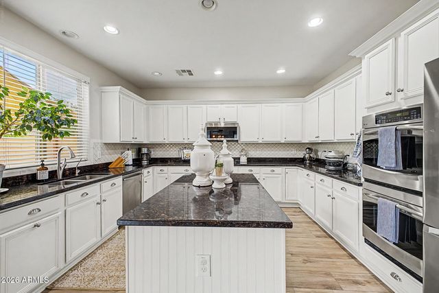 1577 W SWAN Place, Chandler, AZ 85286