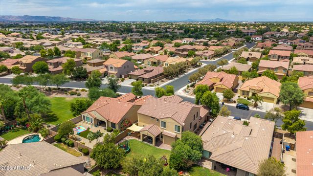 1577 W SWAN Place, Chandler, AZ 85286