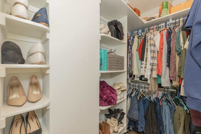 7716 Huckleberry Lane, Evansville, IN 47712