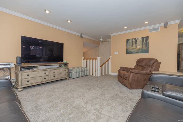 7716 Huckleberry Lane, Evansville, IN 47712