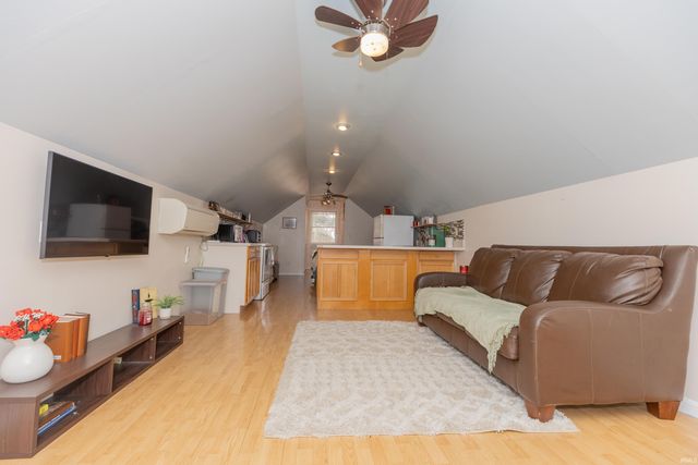 7716 Huckleberry Lane, Evansville, IN 47712