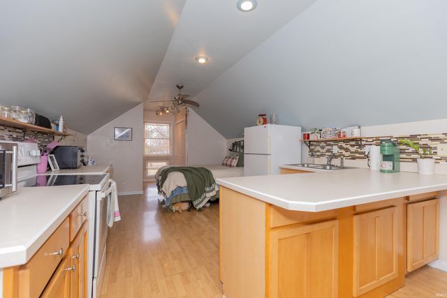 7716 Huckleberry Lane, Evansville, IN 47712