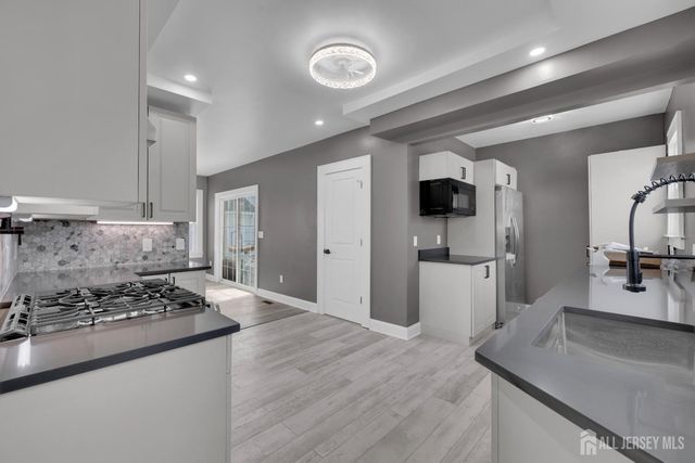 711 Pemberton Avenue 13, Plainfield, NJ 07060