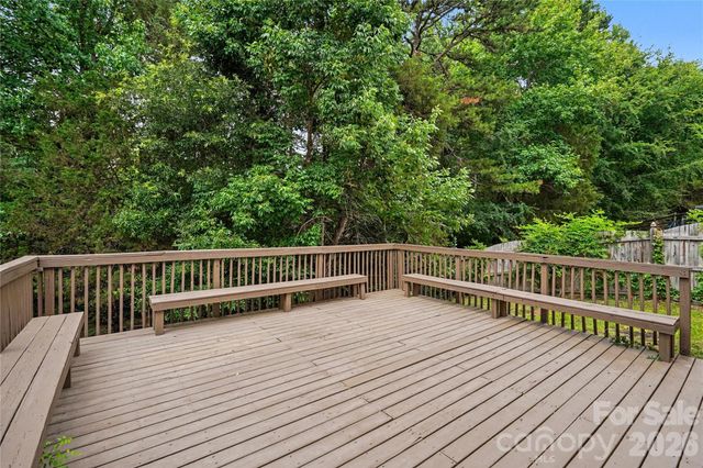2823 Forest Grove Court, Charlotte, NC 28269