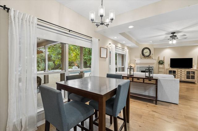 11460 Regal Hill Court, Montgomery, TX 77316