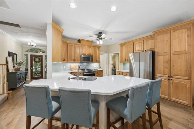 11460 Regal Hill Court, Montgomery, TX 77316