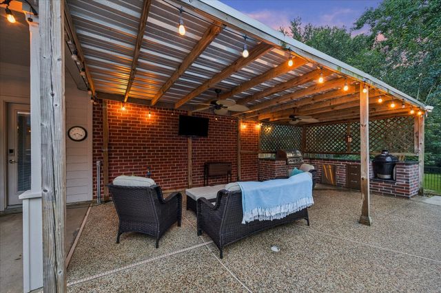 11460 Regal Hill Court, Montgomery, TX 77316
