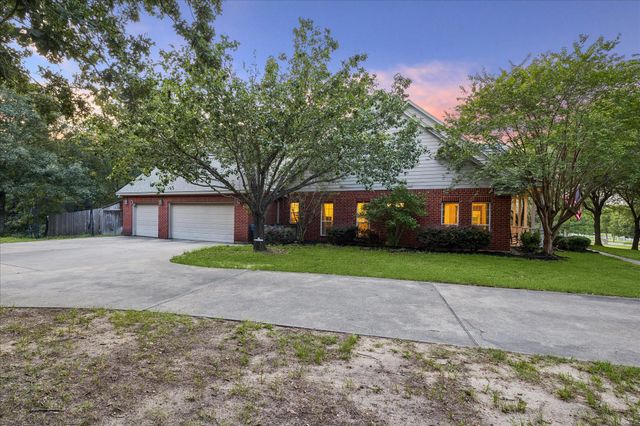 11460 Regal Hill Court, Montgomery, TX 77316