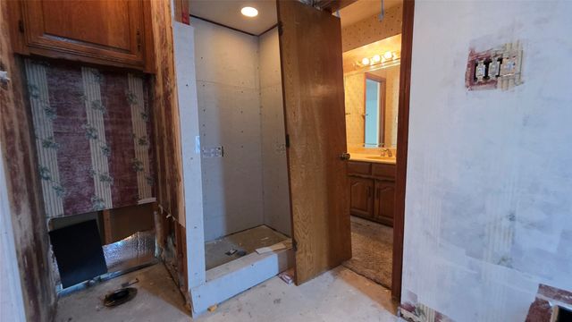 604 The Meadows Parkway, Desoto, TX 75115