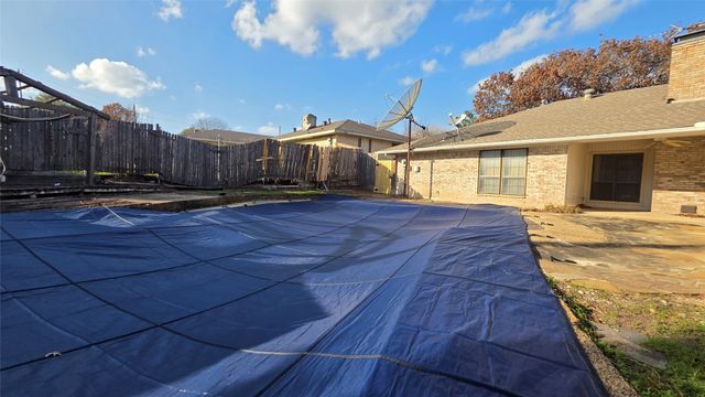 604 The Meadows Parkway, Desoto, TX 75115