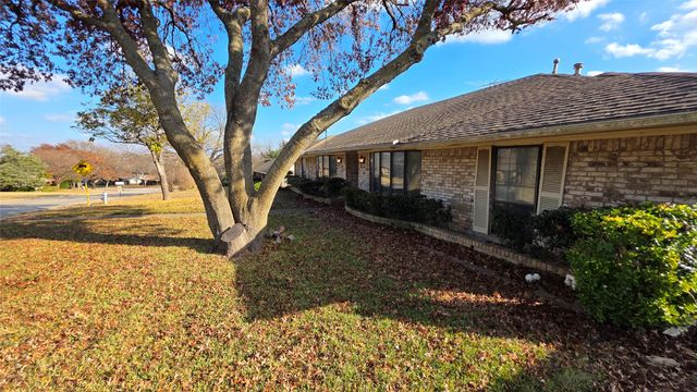 604 The Meadows Parkway, Desoto, TX 75115