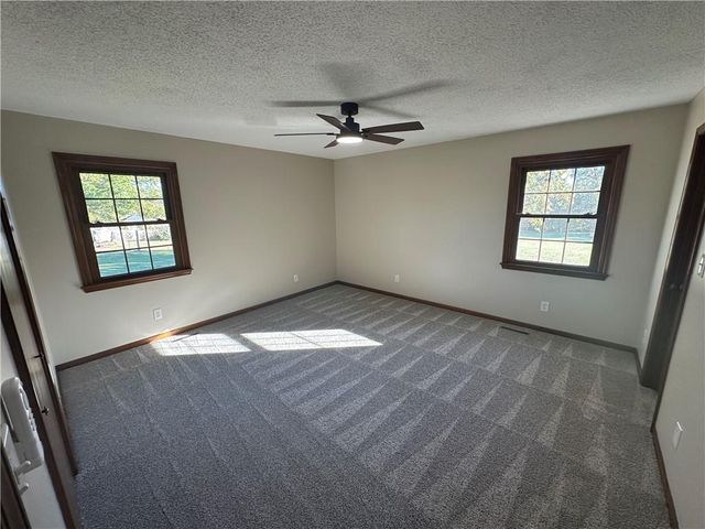 30911 E pink hill Road, Grain Valley, MO 64029