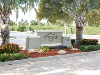 990 Millbrae Court 1, West Palm Beach, FL 33401