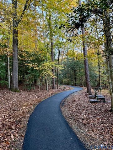 9002 Spring Green Loop, Mechanicsville, VA 23116