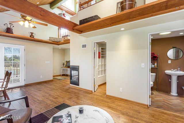1052 Hacienda Drive A, Simi Valley, CA 93065
