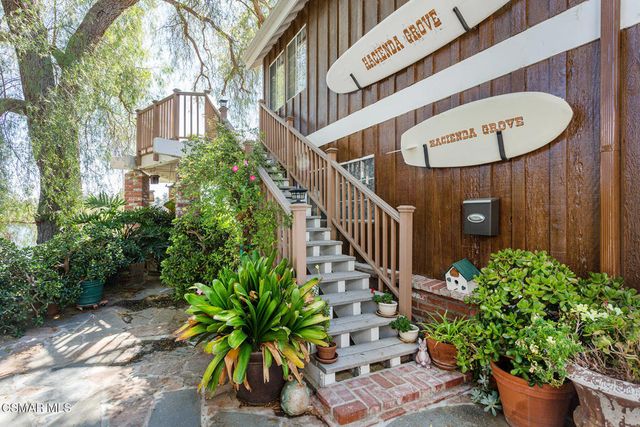 1052 Hacienda Drive A, Simi Valley, CA 93065