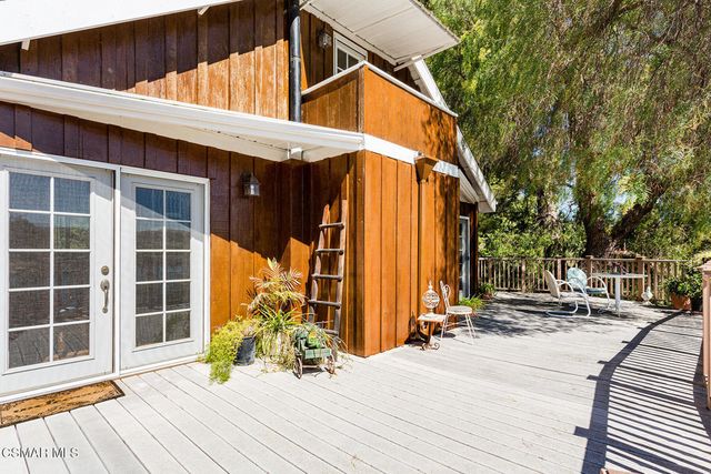 1052 Hacienda Drive A, Simi Valley, CA 93065
