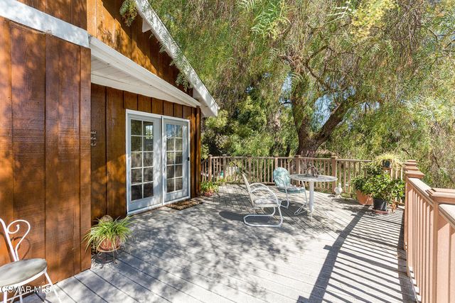 1052 Hacienda Drive A, Simi Valley, CA 93065