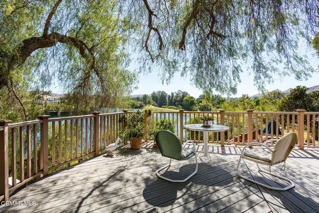 1052 Hacienda Drive A, Simi Valley, CA 93065