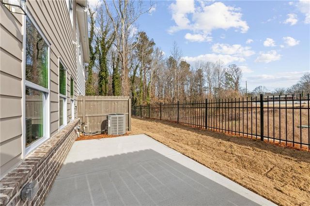 660 Sunstone Lane, Lawrenceville, GA 30043