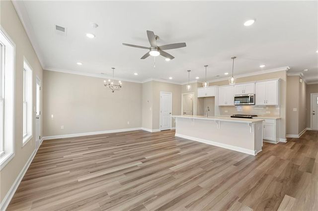 660 Sunstone Lane, Lawrenceville, GA 30043