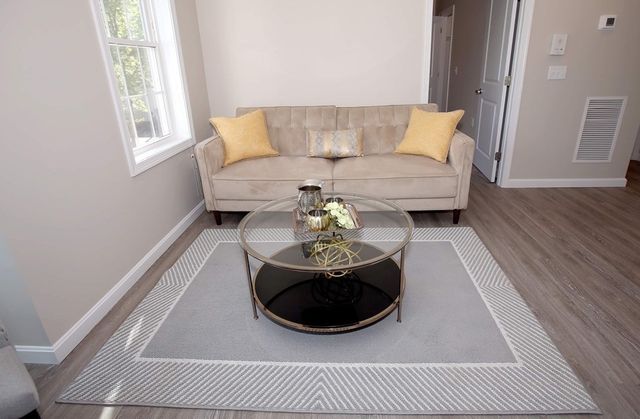 30 Temple 201, Whitman, MA 02382