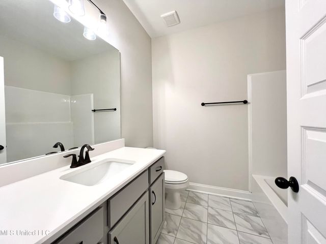 2201 Scott Meadows Lane, Hernando, MS 38632