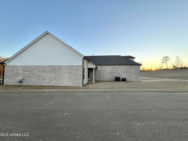 2201 Scott Meadows Lane, Hernando, MS 38632