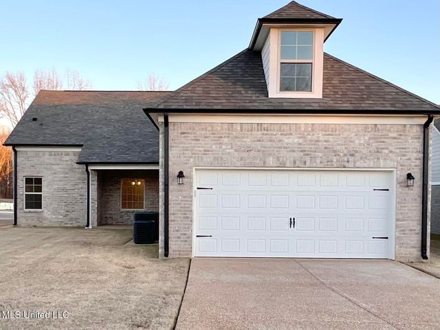 2201 Scott Meadows Lane, Hernando, MS 38632