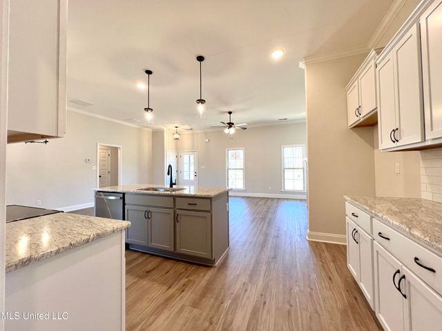 2201 Scott Meadows Lane, Hernando, MS 38632