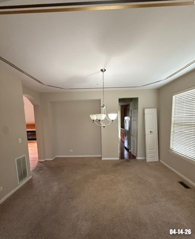 5650 BRENTWOOD Drive, Hoffman Estates, IL 60192