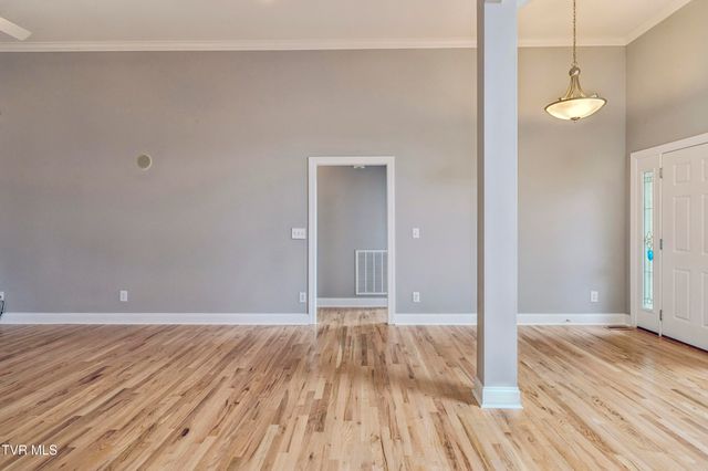 404 Mizpah Hills Drive, Johnson City, TN 37604