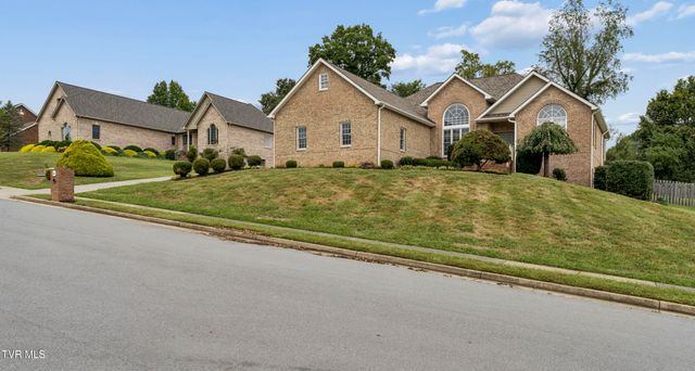 404 Mizpah Hills Drive, Johnson City, TN 37604
