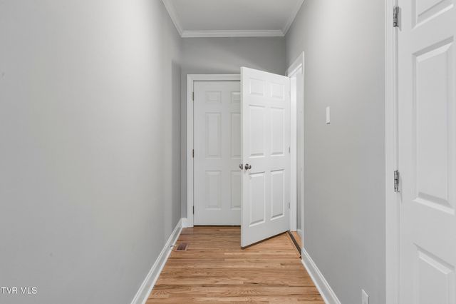 404 Mizpah Hills Drive, Johnson City, TN 37604