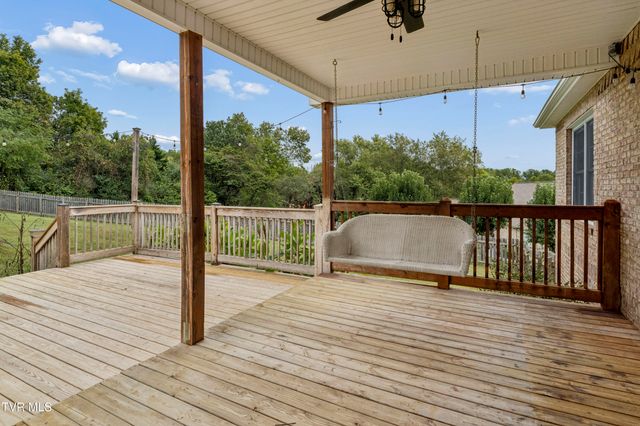 404 Mizpah Hills Drive, Johnson City, TN 37604